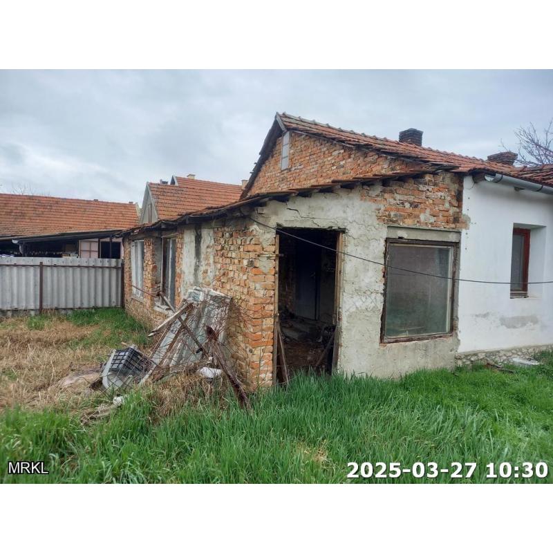 5742 Elek, Munkás utca 28.