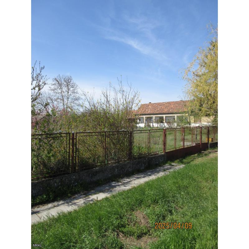 8123 Soponya, Petőfi Sándor utca 13