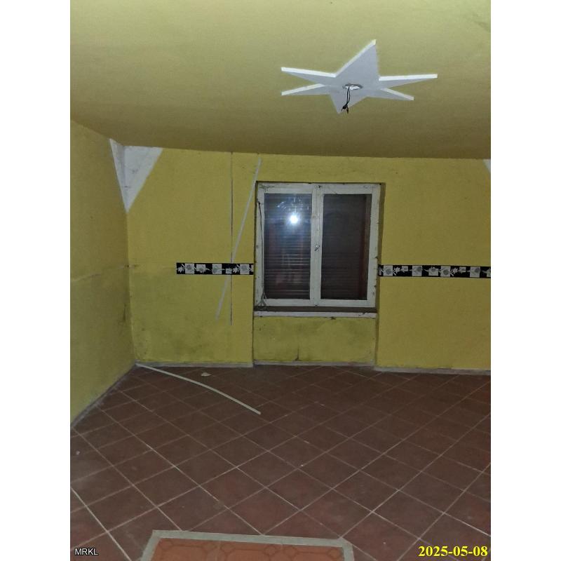 4483 Buj, Petőfi utca 15