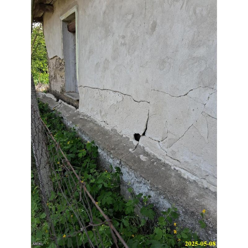 4483 Buj, Petőfi utca 15