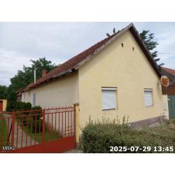 5742 Elek, Pöltenberg utca 54