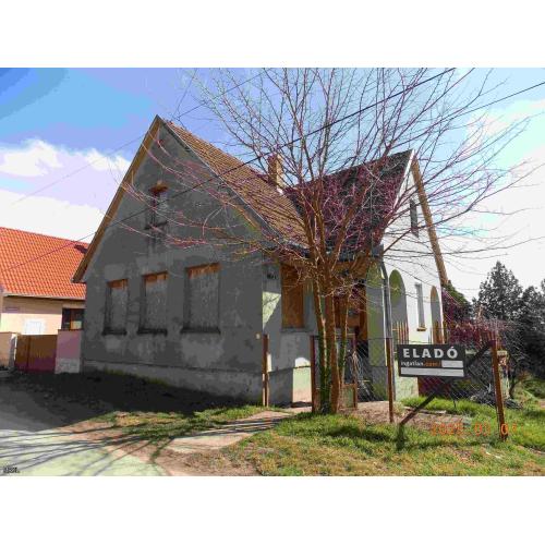 7759 Lánycsók, Erdélyi utca 14/A.