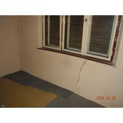 5142 Alattyán, Déryné utca 6