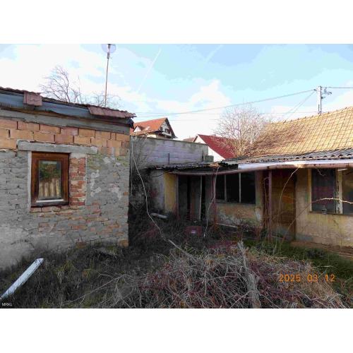 7628 Pécs, Irinyi János utca 1.