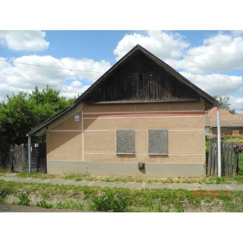 5211 Tiszapüspöki, Kossuth út 47