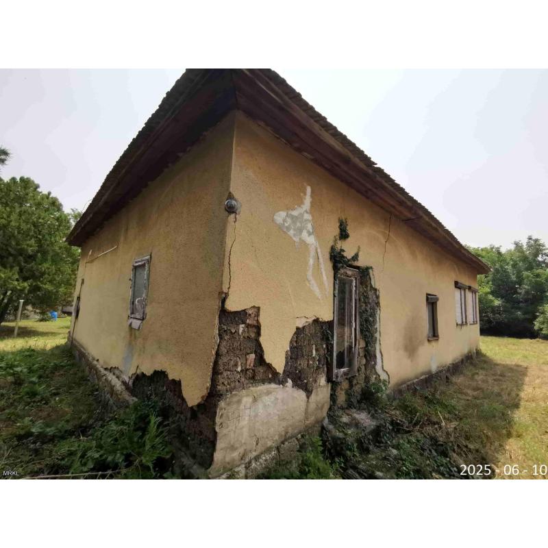 4172 Biharnagybajom, Bajcsy-Zs. utca 14/A