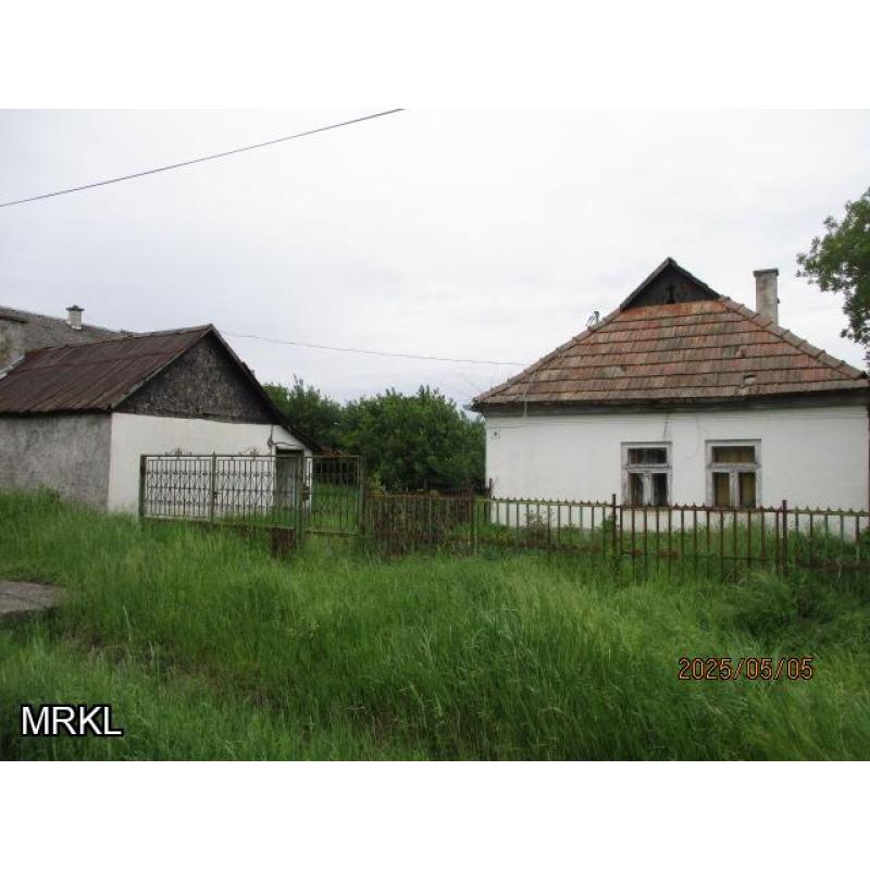 3905 Monok, Bem József utca 9.