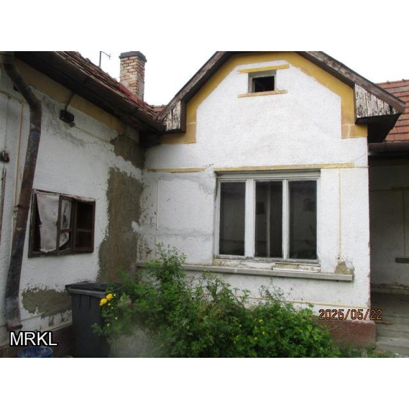 3663 Arló, Ady Endre út 22