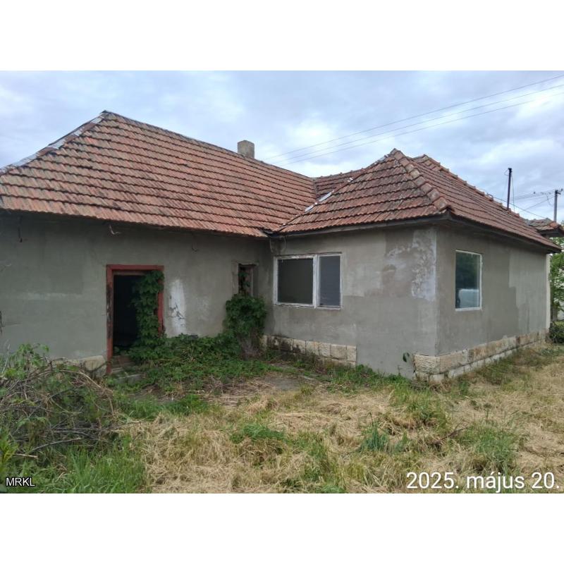 3378 Mezőszemere, Május 1. út 5.