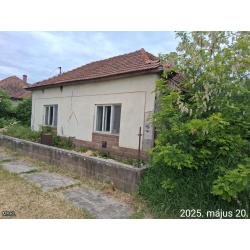 3378 Mezőszemere, Május 1. út 5.