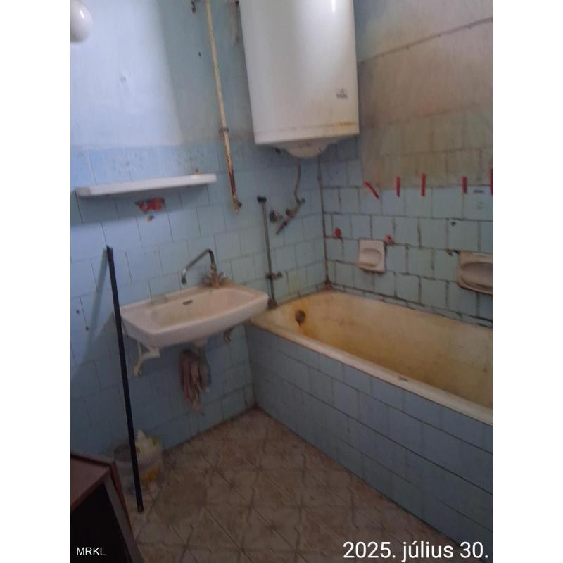 3388 Poroszló, Arany János utca 2.