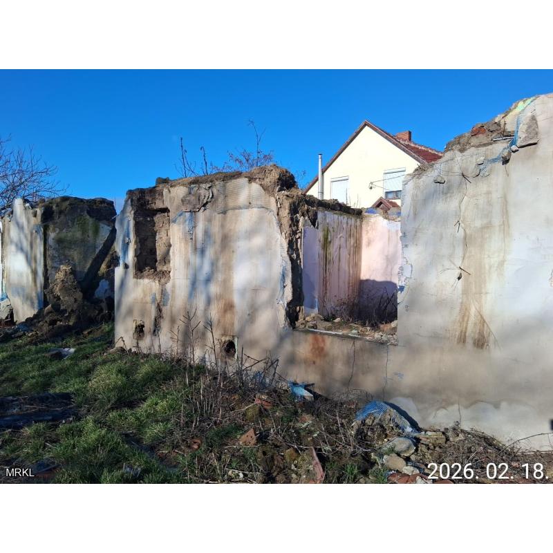 3360 Heves, Básthy utca 5.