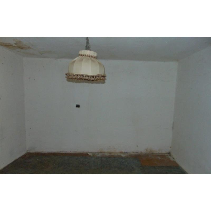 8557 Bakonyszentiván, Béke utca 8.