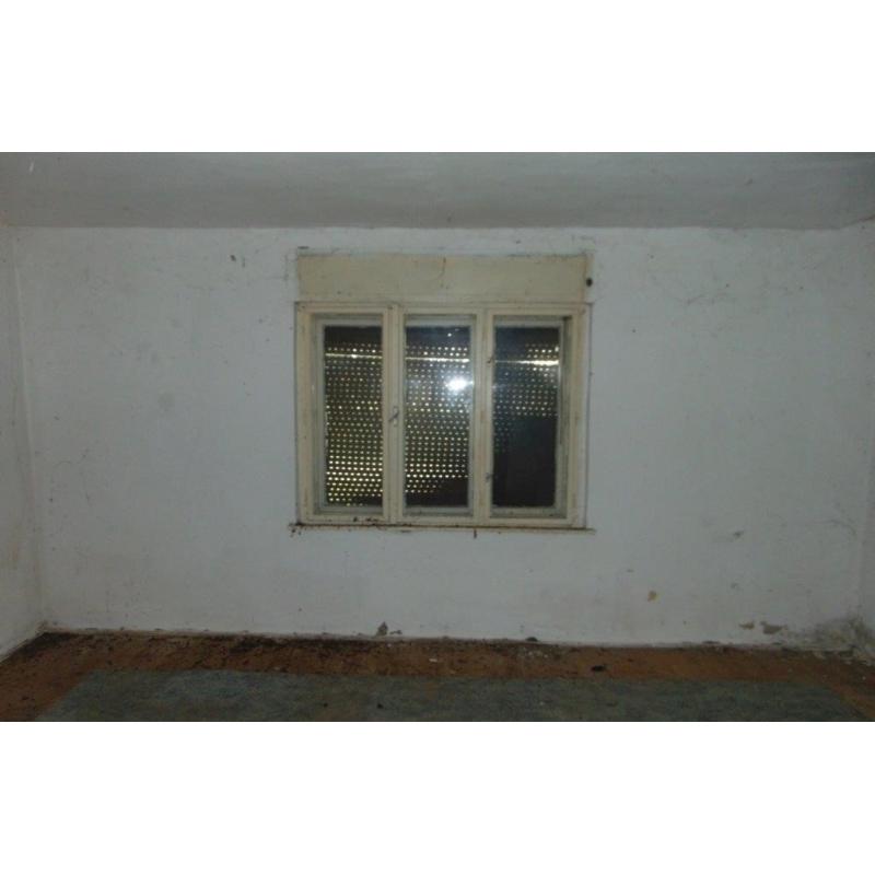 8557 Bakonyszentiván, Béke utca 8.