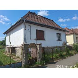 3250 Pétervására, Petőfi Sándor út 46.