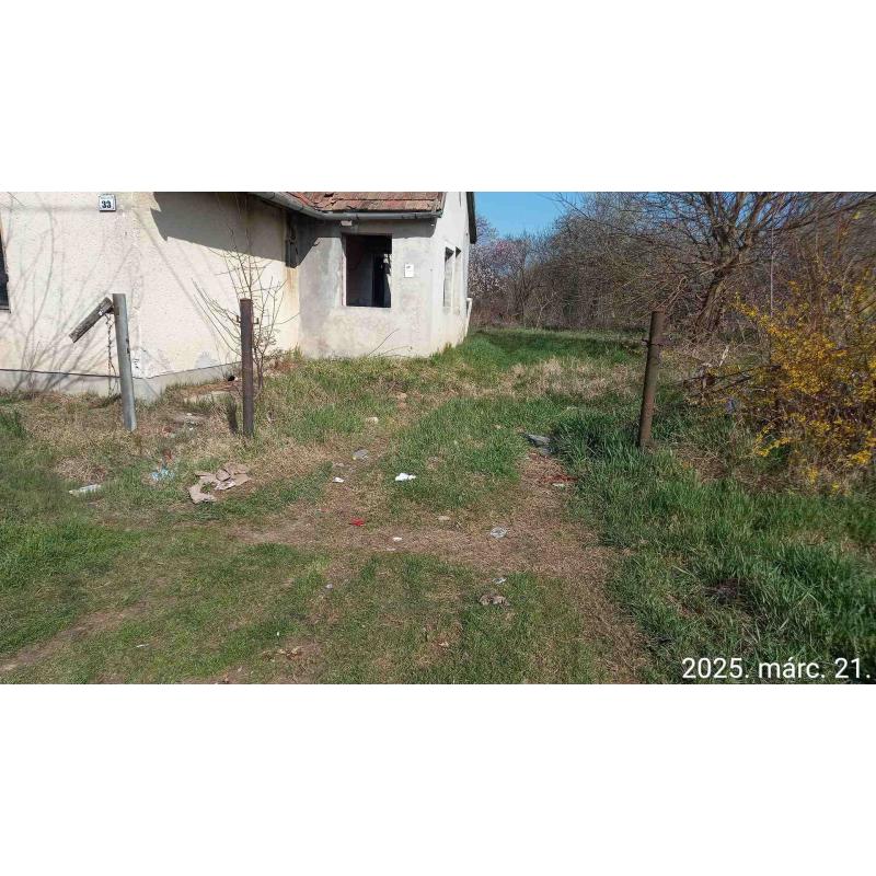 8716 Mesztegnyő, Béke utca 33.