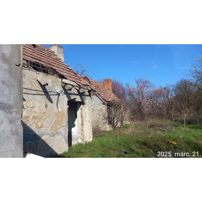 8716 Mesztegnyő, Béke utca 33.