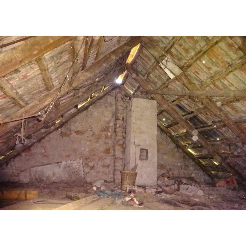 5630 Békés, Babilon sor 5.