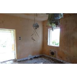 3579 Kesznyéten, Lenin utca 10.