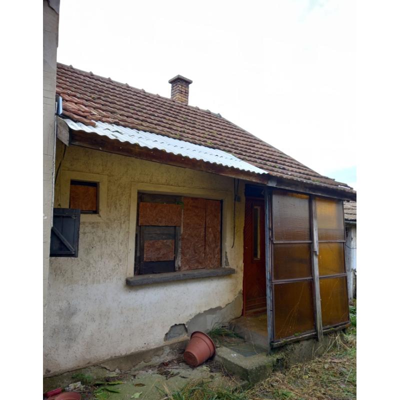 4450 Tiszalök, Mester utca 11/2