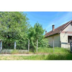 4242 Hajdúhadház, Vénkert utca 75.