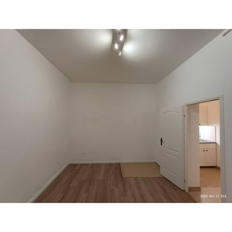 1123 Budapest, Táltos utca 11. fszt. 5.