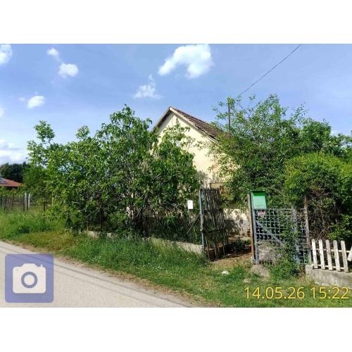 8152 Kőszárhegy, Szabadság utca 15.