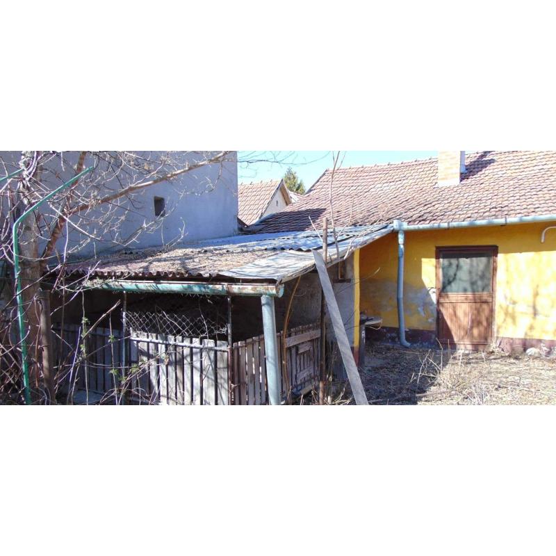 6100 Kiskunfélegyháza, Álmos utca 6.