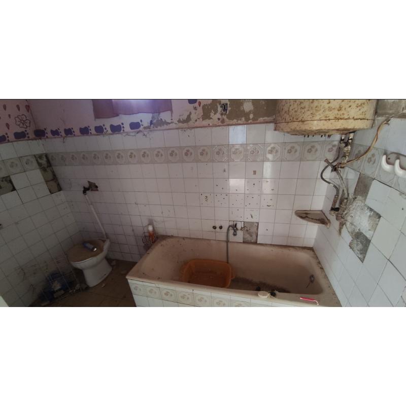 2194 Tura, Mártírok útja 20.