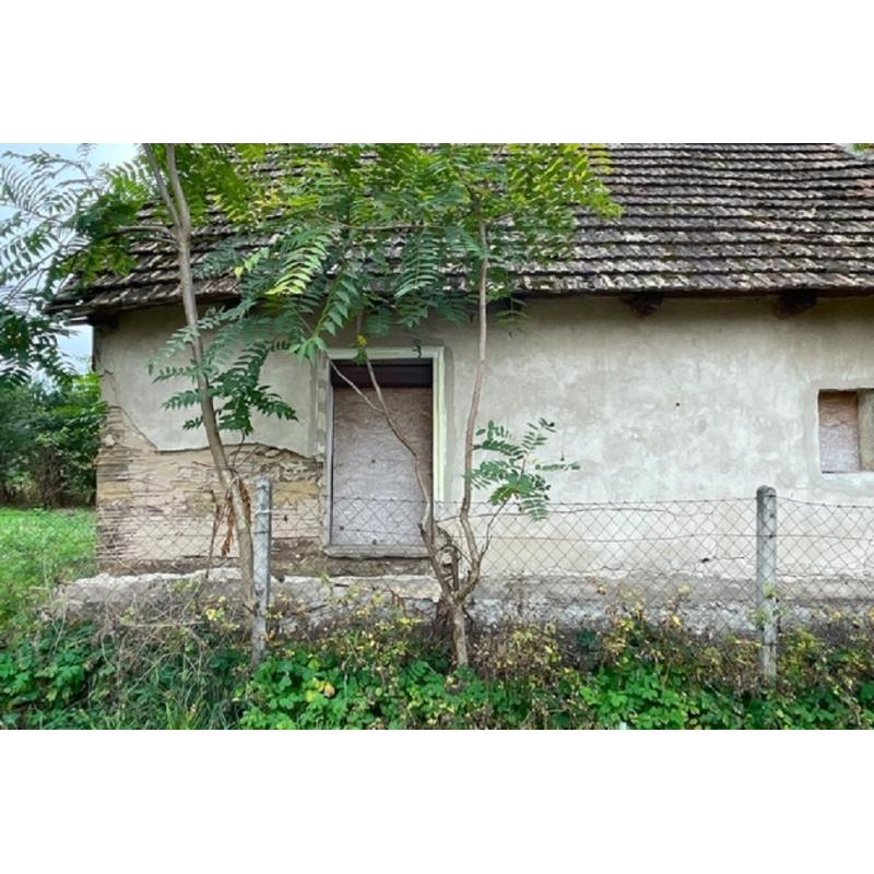 4483 Buj, Petőfi utca 15