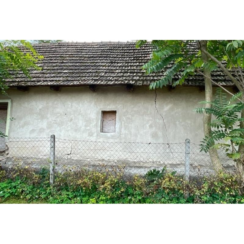 4483 Buj, Petőfi utca 15