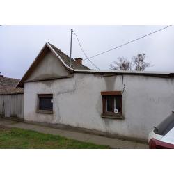 6900 Makó, Bercsényi utca 25.