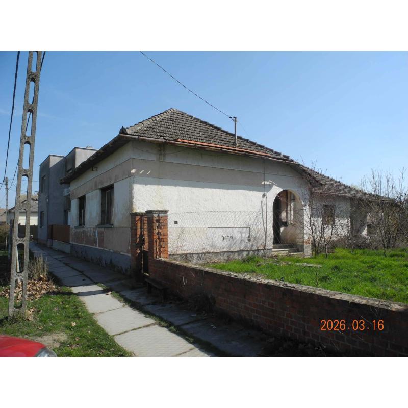 5475 Csépa, Béke utca 84