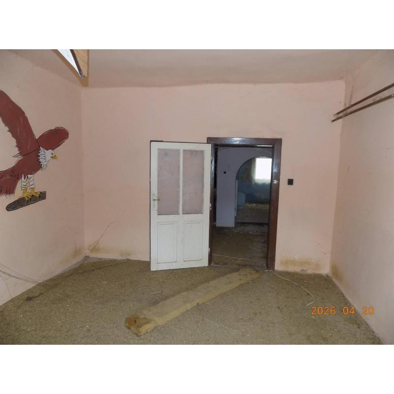 7630 Pécs, Bor utca 28.
