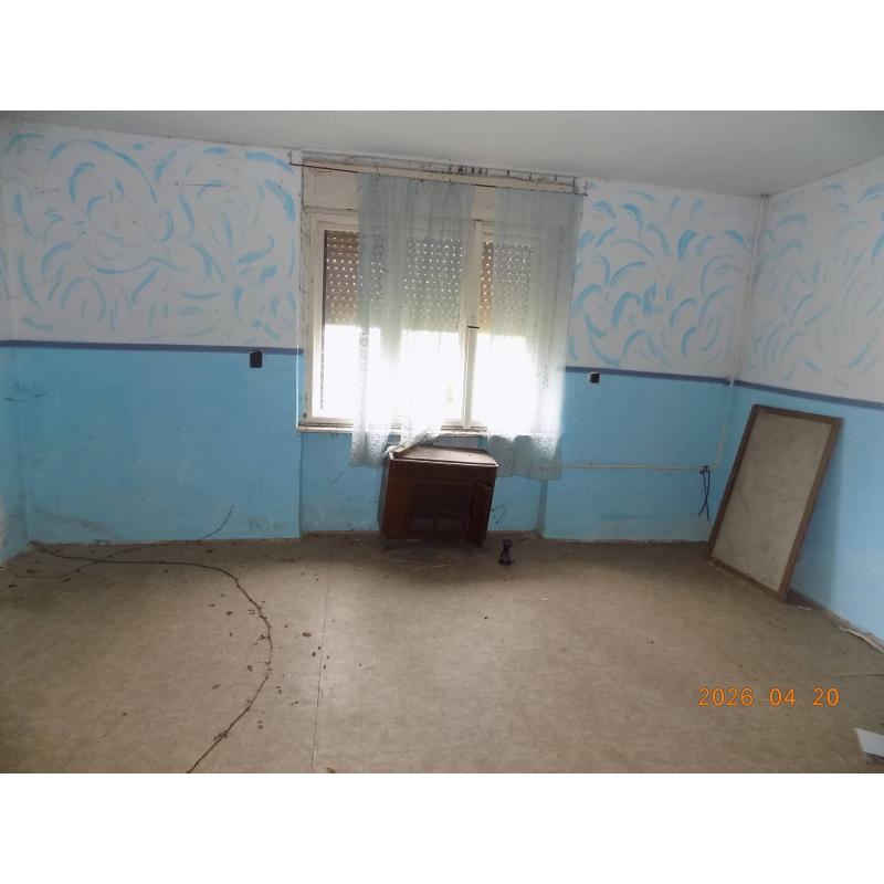 7630 Pécs, Bor utca 28.