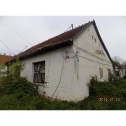 7630 Pécs, Bor utca 28.