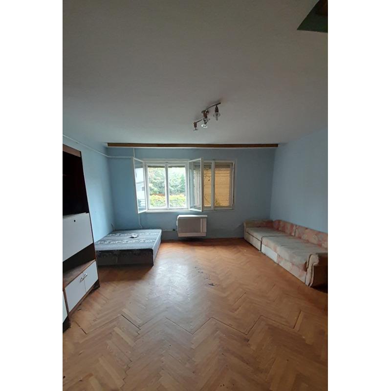 6726 Szeged, Fürj utca 106.