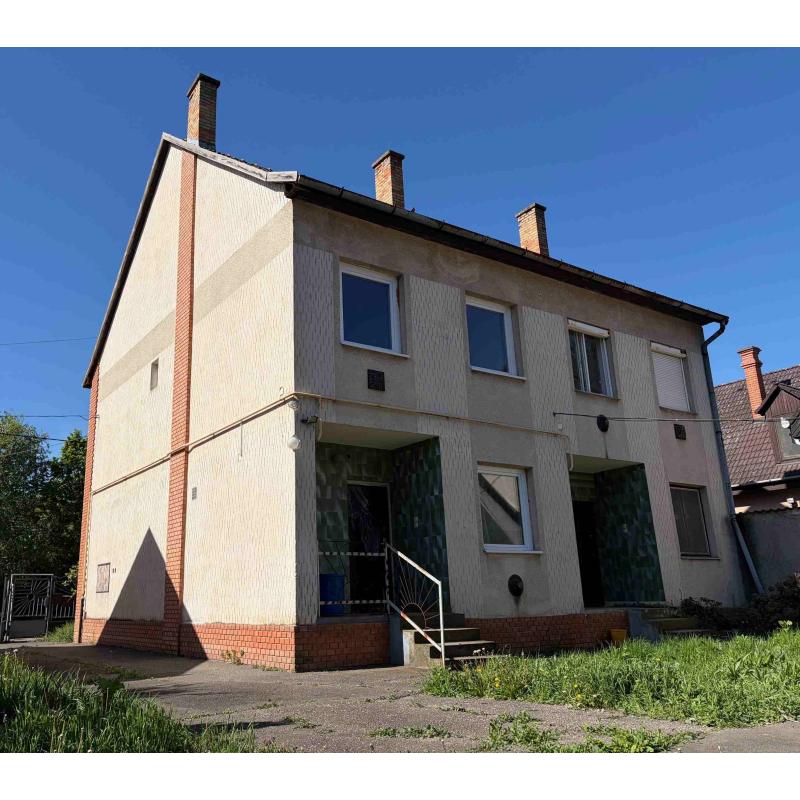 6726 Szeged, Fürj utca 106.