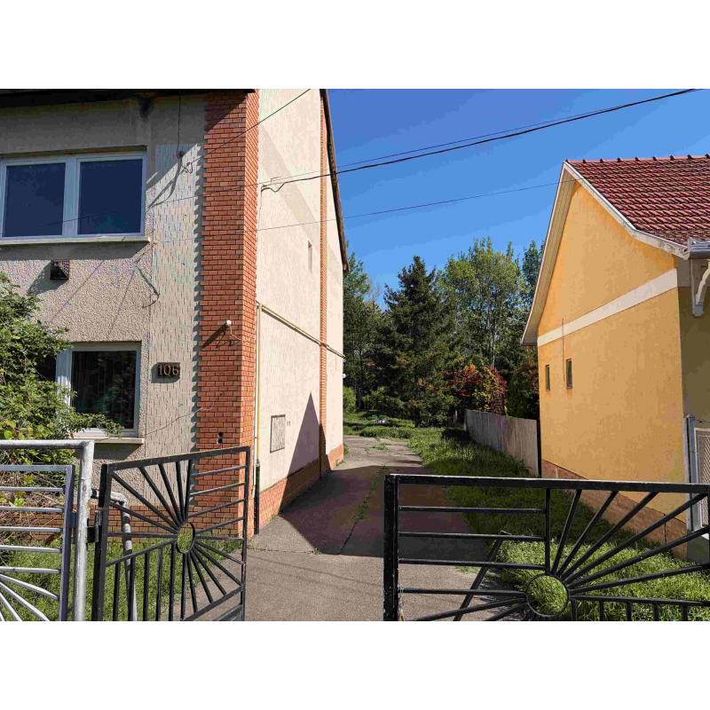 6726 Szeged, Fürj utca 106.