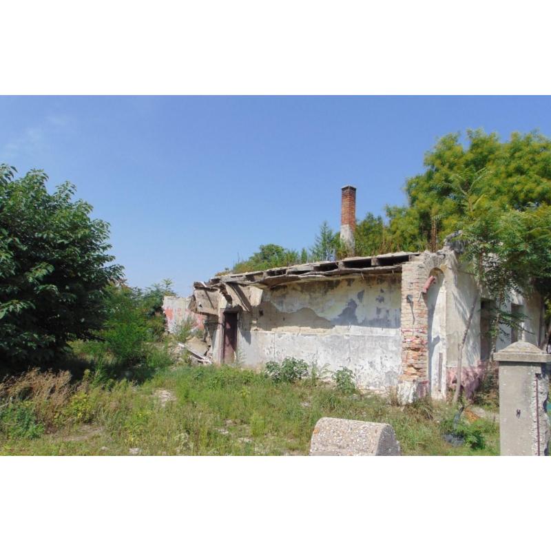 8125 Sárkeresztúr, Szabadság utca 27