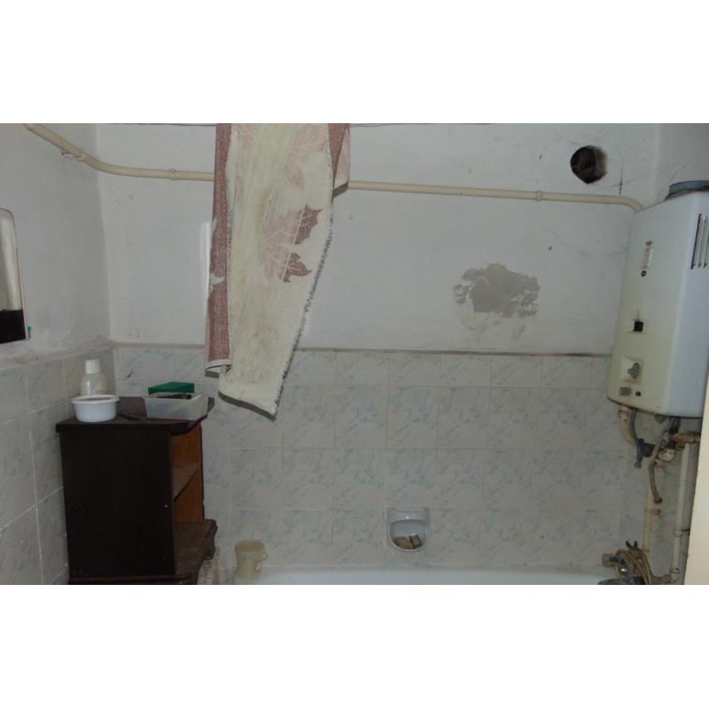 6522 Gara, Arany János utca 25.