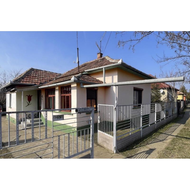 5231 Fegyvernek, Dankó út 10