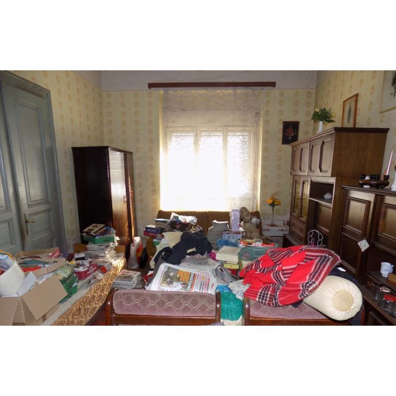 7090 Tamási, Szabadság utca 13