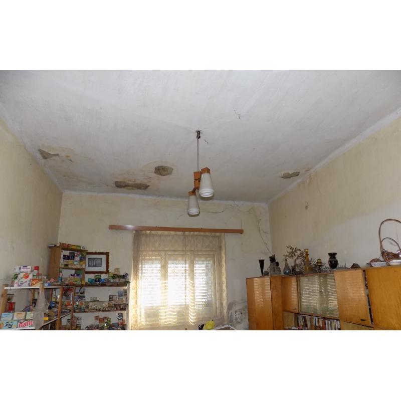 7090 Tamási, Szabadság utca 13