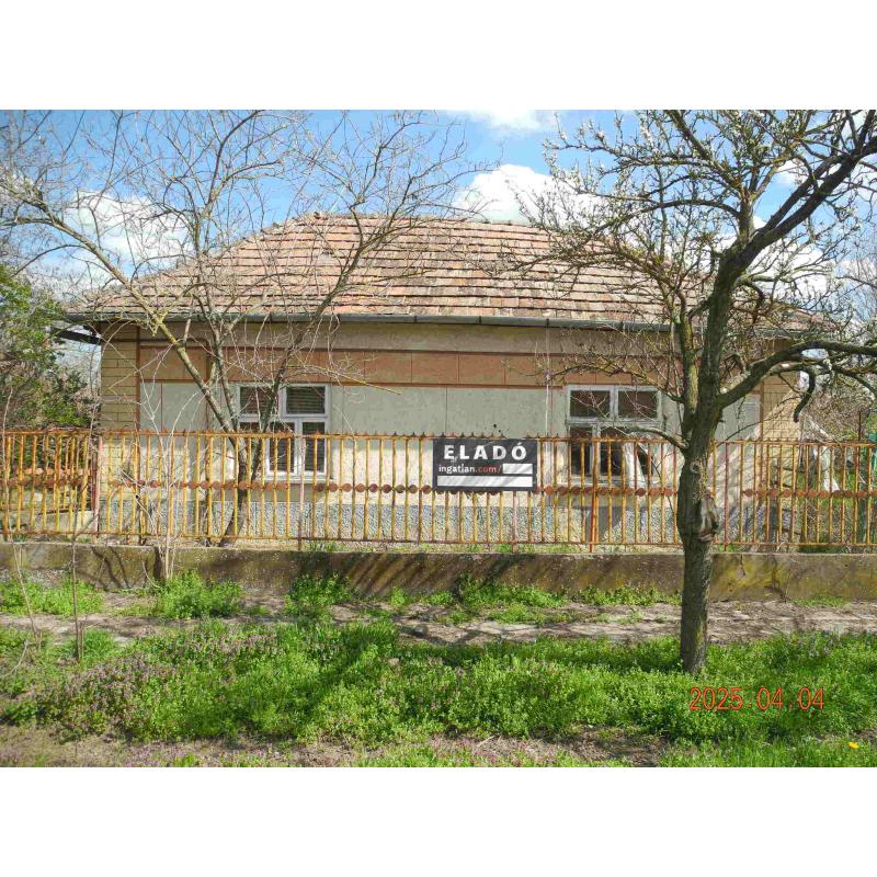 5476 Szelevény, Bem József út 10