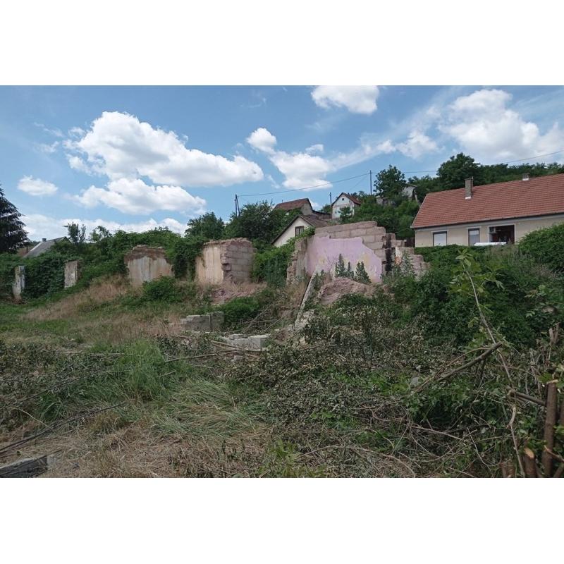 3600 Ózd, Hunyadi János utca 44