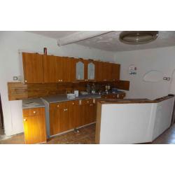 7300 Komló, Kisbattyán utca 9