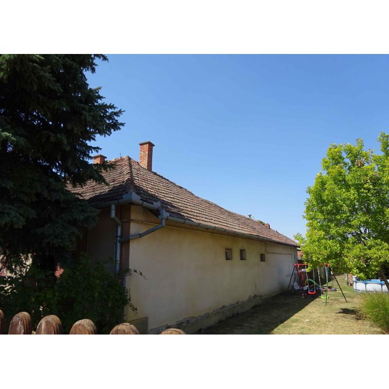 5674 Kétsoprony, Dózsa utca 32