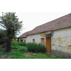 9326 Szil, Rózsa Ferenc utca 2