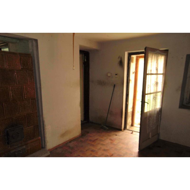 9326 Szil, Rózsa Ferenc utca 2